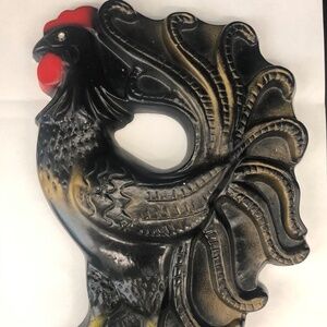 Vintage Chalkware Rooster Wall Hanging Black Gold Mid Century Farmhouse 9.5”